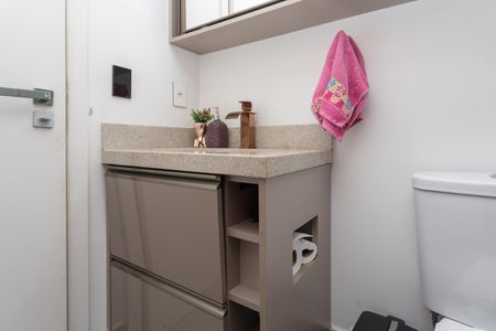 Apartamento à venda com 56m², 2 quartos e 1 vaga Apartamento à venda com 56m², 2 quartos e 1 vagaBanheiro Suíte