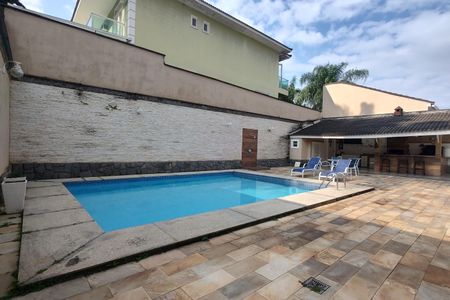 Casa de condomínio à venda com 600m², 4 quartos e 5 vagasPiscina