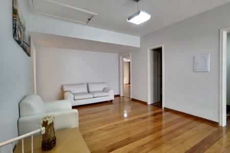 Casa de condomínio à venda com 600m², 4 quartos e 5 vagasSala 4