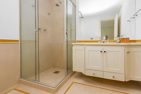 Apartamento à venda com 280m², 4 quartos e 4 vagas