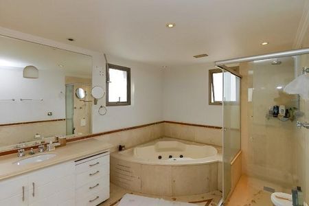 Apartamento à venda com 280m², 4 quartos e 4 vagas