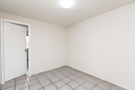 Sala de apartamento para alugar com 2 quartos, 45m² em Jardim Tua, São Paulo