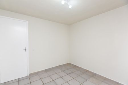 Quarto 1 de apartamento para alugar com 2 quartos, 45m² em Jardim Tua, São Paulo