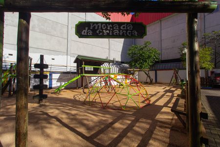 Apartamento à venda com 68m², 2 quartos e 1 vaga Apartamento à venda com 68m², 2 quartos e 1 vagaÁrea comum - Playground