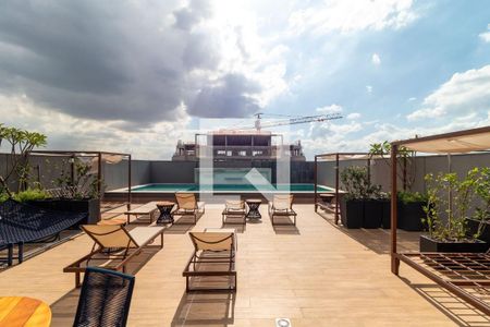 Apartamento à venda com 24m², 1 quarto e sem vagaPiscina