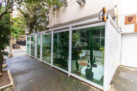 Apartamento à venda com 90m², 2 quartos e 1 vaga Apartamento à venda com 90m², 2 quartos e 1 vagaFachada