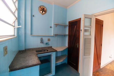 Apartamento à venda com 90m², 2 quartos e 1 vaga Apartamento à venda com 90m², 2 quartos e 1 vagaCozinha