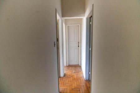 Apartamento à venda com 90m², 2 quartos e 1 vaga Apartamento à venda com 90m², 2 quartos e 1 vagaCorredor