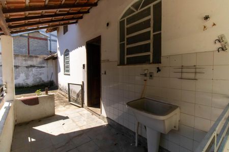 Casa à venda com 200m², 4 quartos e 1 vaga Casa à venda com 200m², 4 quartos e 1 vagaÁrea de Serviço