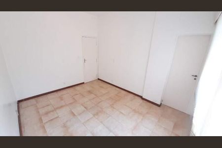 Apartamento à venda com 44m², 1 quarto e 1 vaga