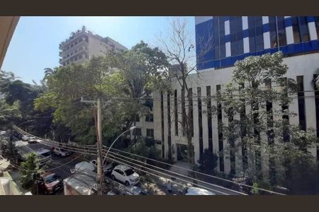 Apartamento à venda com 44m², 1 quarto e 1 vaga