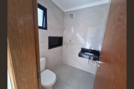 Casa à venda com 140m², 3 quartos e 4 vagas