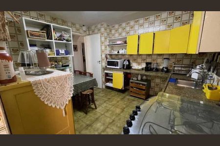 Apartamento à venda com 126m², 4 quartos e 2 vagas