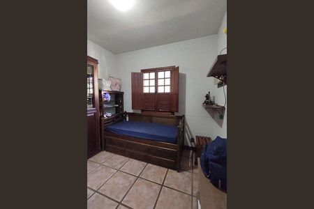 Casa à venda com 170m², 3 quartos e 5 vagas