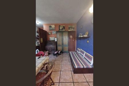 Casa à venda com 170m², 3 quartos e 5 vagas