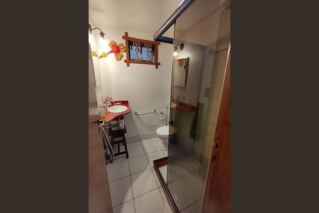 Casa à venda com 170m², 3 quartos e 5 vagas