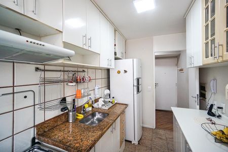 Apartamento à venda com 55m², 2 quartos e 1 vagaCozinha