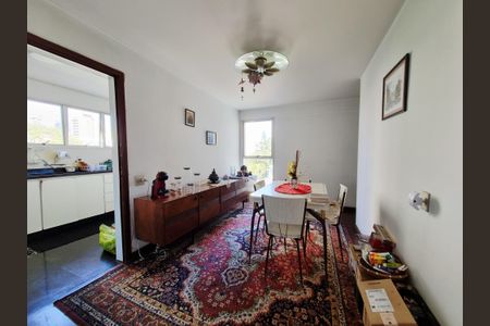 Apartamento à venda com 157m², 3 quartos e 4 vagas Apartamento à venda com 157m², 3 quartos e 4 vagasSala de Jantar