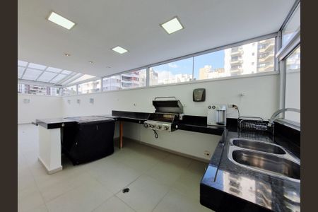 Apartamento à venda com 157m², 3 quartos e 4 vagas Apartamento à venda com 157m², 3 quartos e 4 vagasÁrea comum - Churrasqueira