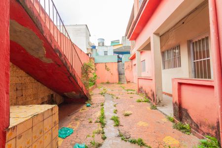 Casa à venda com 200m², 5 quartos e 1 vaga Casa à venda com 200m², 5 quartos e 1 vagaQuintal e Área de Serviço