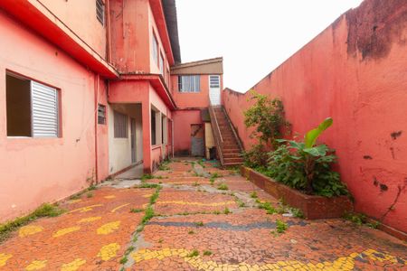 Casa à venda com 200m², 5 quartos e 1 vaga Casa à venda com 200m², 5 quartos e 1 vagaQuintal e Área de Serviço