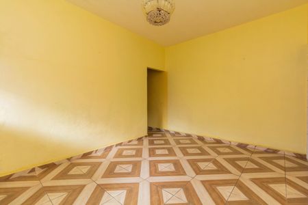 Casa à venda com 200m², 5 quartos e 1 vaga Casa à venda com 200m², 5 quartos e 1 vagaSala