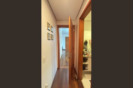 Apartamento à venda com 103m², 2 quartos e 2 vagas Apartamento à venda com 103m², 2 quartos e 2 vagasCorredor