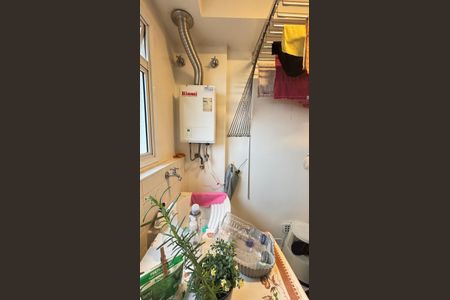 Apartamento à venda com 103m², 2 quartos e 2 vagas Apartamento à venda com 103m², 2 quartos e 2 vagasÁrea de Serviço
