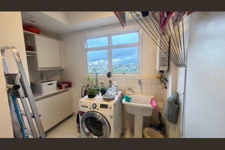 Apartamento à venda com 103m², 2 quartos e 2 vagas Apartamento à venda com 103m², 2 quartos e 2 vagasÁrea de Serviço