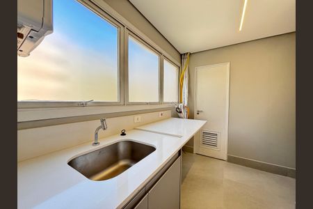 Apartamento à venda com 100m², 2 quartos e 1 vaga Apartamento à venda com 100m², 2 quartos e 1 vagaÁrea de Serviço