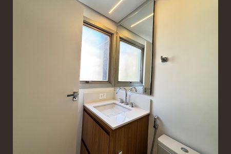 Apartamento à venda com 100m², 2 quartos e 1 vaga Apartamento à venda com 100m², 2 quartos e 1 vagaBanheiro da Suíte 2