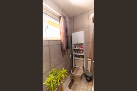 Casa à venda com 360m², 3 quartos e 2 vagas Casa à venda com 360m², 3 quartos e 2 vagasBanheiro Social