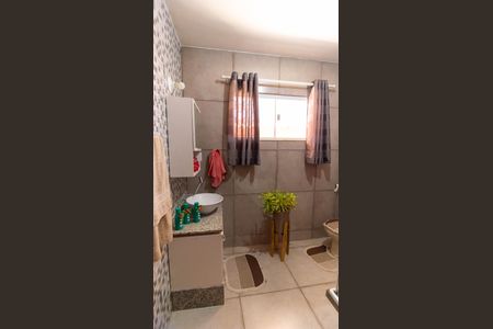 Casa à venda com 360m², 3 quartos e 2 vagas Casa à venda com 360m², 3 quartos e 2 vagasBanheiro/Suite