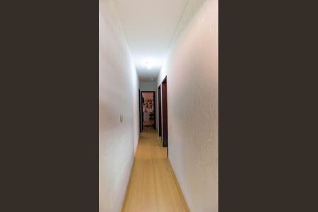 Casa à venda com 360m², 3 quartos e 2 vagas Casa à venda com 360m², 3 quartos e 2 vagasCorredor