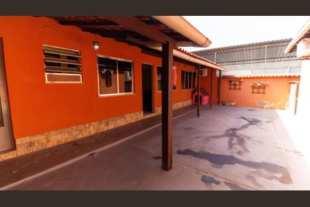 Casa à venda com 360m², 3 quartos e 2 vagas Casa à venda com 360m², 3 quartos e 2 vagasÁrea comum