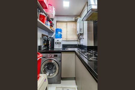 Apartamento à venda com 67m², 3 quartos e 1 vaga Apartamento à venda com 67m², 3 quartos e 1 vagaCozinha e Área de Serviço