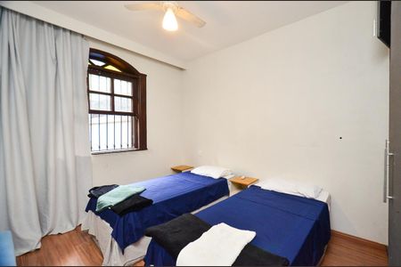 Casa à venda com 420m², 6 quartos e 2 vagasQuarto 3