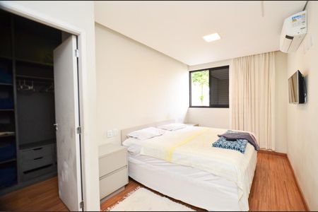 Casa à venda com 420m², 6 quartos e 2 vagasSuite