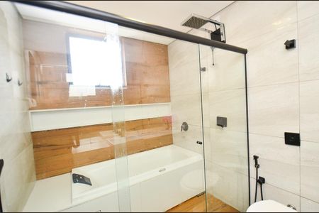 Casa à venda com 420m², 6 quartos e 2 vagasBanheiro suite
