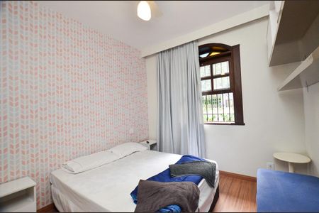 Casa à venda com 420m², 6 quartos e 2 vagasQuarto 2