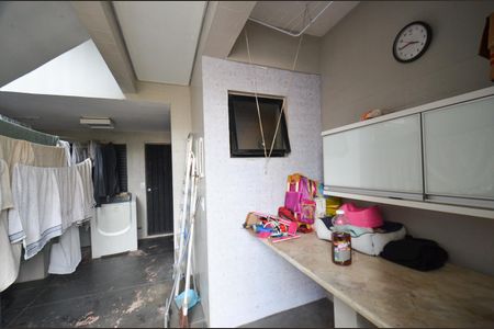 Casa à venda com 420m², 6 quartos e 2 vagasÁrea de Serviço