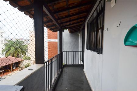 Casa à venda com 420m², 6 quartos e 2 vagasVaranda