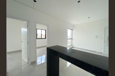 Apartamento à venda com 100m², 2 quartos e 1 vagaSala