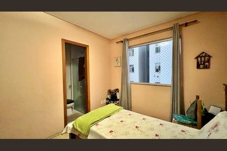 Apartamento à venda com 183m², 4 quartos e 3 vagas Apartamento à venda com 183m², 4 quartos e 3 vagasQuarto