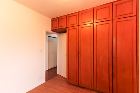 Apartamento à venda com 140m², 3 quartos e 2 vagasQuarto 2