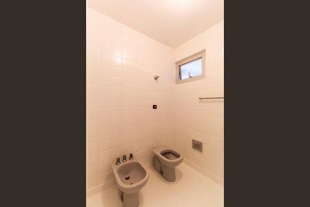 Apartamento à venda com 140m², 3 quartos e 2 vagasBanheiro da Suíte 