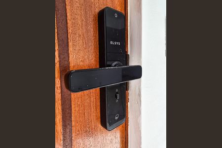 Apartamento à venda com 65m², 2 quartos e sem vaga Apartamento à venda com 65m², 2 quartos e sem vagaFechadura Eletrônica