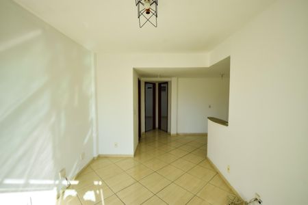 Apartamento à venda com 65m², 2 quartos e sem vaga Apartamento à venda com 65m², 2 quartos e sem vagaSala