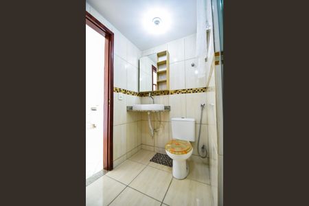 Apartamento à venda com 65m², 2 quartos e sem vaga Apartamento à venda com 65m², 2 quartos e sem vagaBanheiro Social