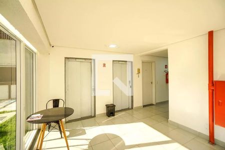 Studio à venda com 35m², 1 quarto e sem vaga Studio à venda com 35m², 1 quarto e sem vagaÁrea comum